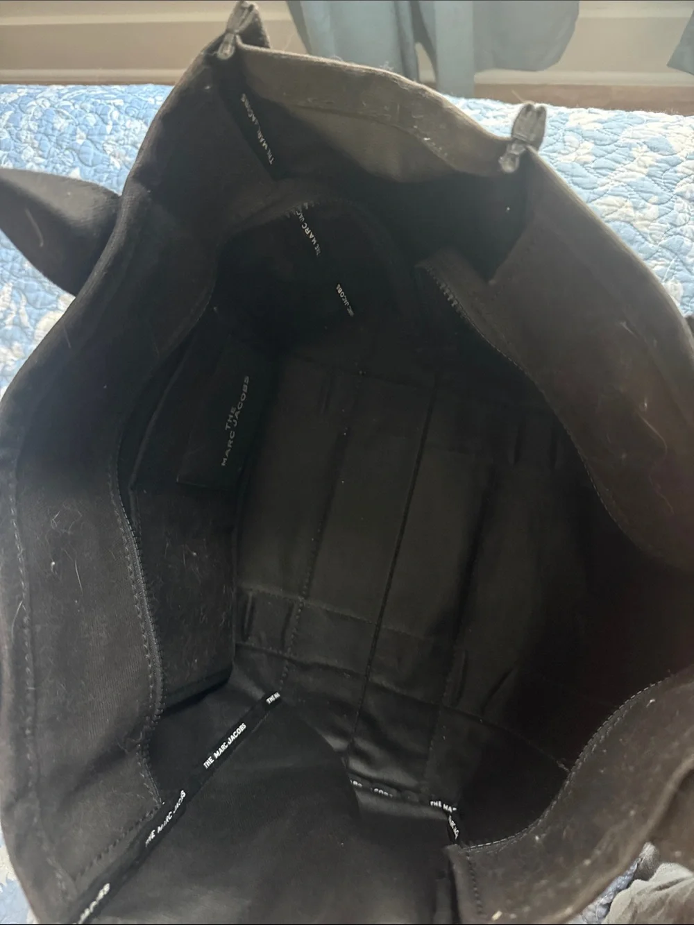 Marc Jacobs black canvas